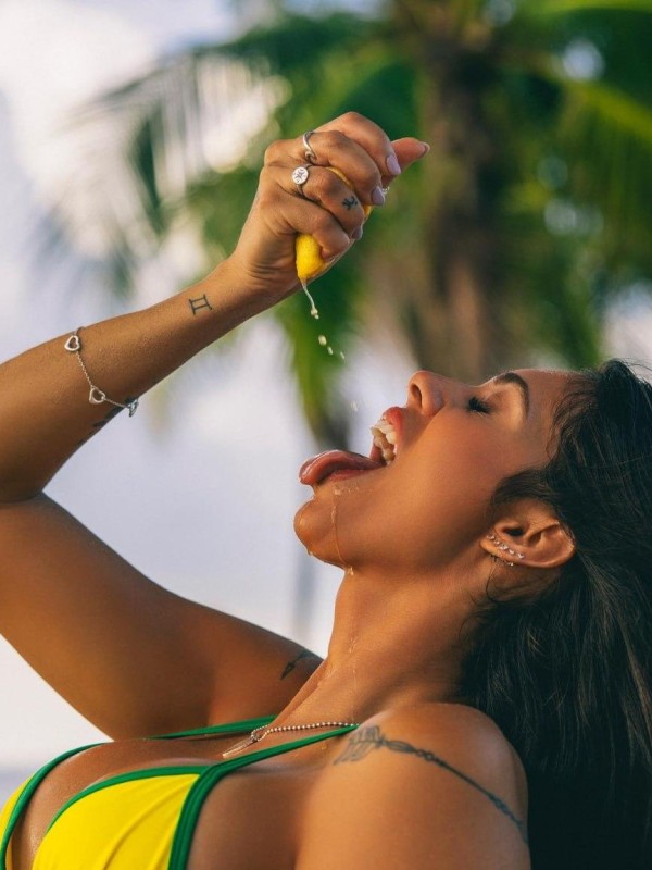 Карина из Нягань